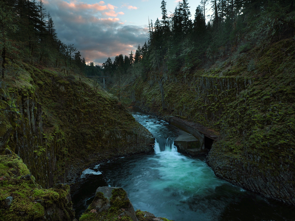 Thrive is proud to have taken a lead role in creating Hood River's newest park.  Located near Dee 12 miles south of Hood River, Punchbowl Falls County Park can be found at the glacier-fed confluence of the Hood River’s East and West forks and its namesake wide-basined waterfall. The trail system is shaping up nicely with two additions spurs planned for construction in 2019.